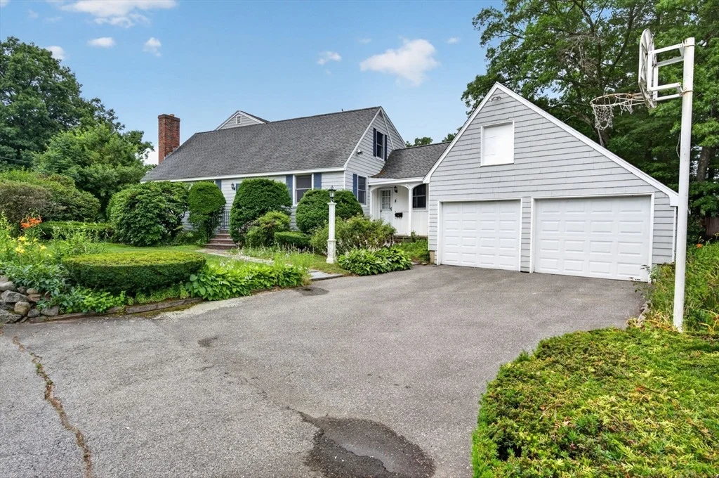 Photo of 8 Marion Ave
