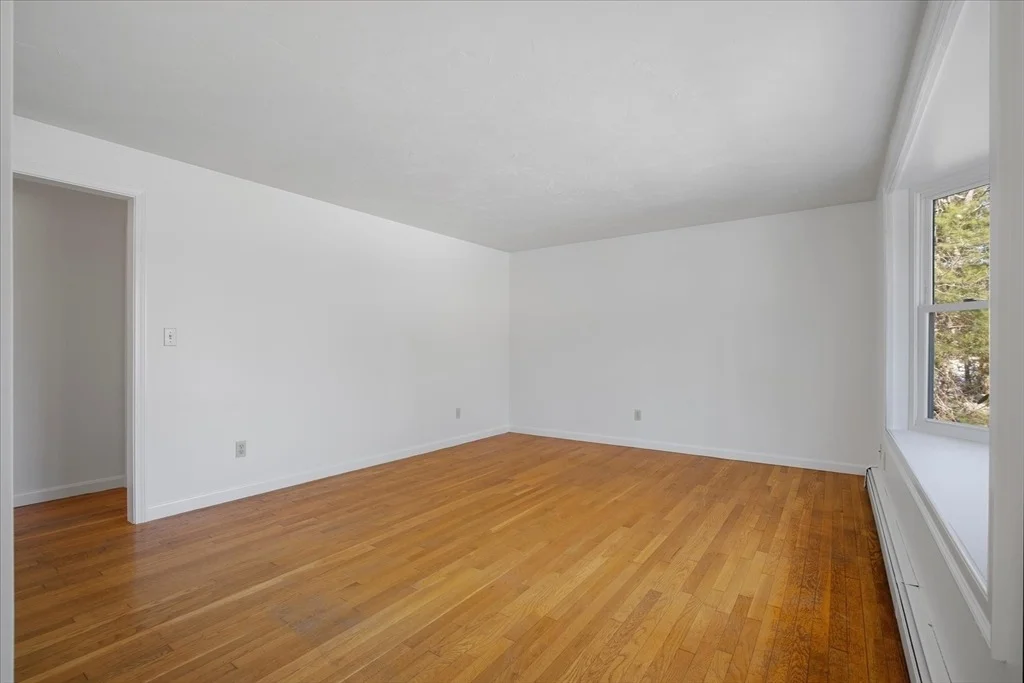 Photo of 47 May Ln