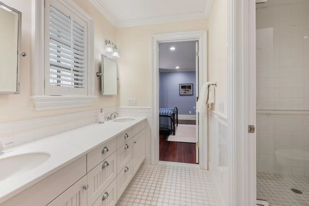 Photo of 25 Cutler Ln