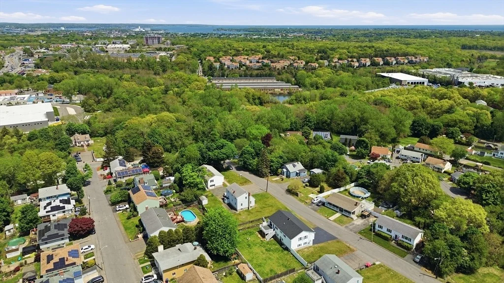 Photo of 10 Barnes Ave