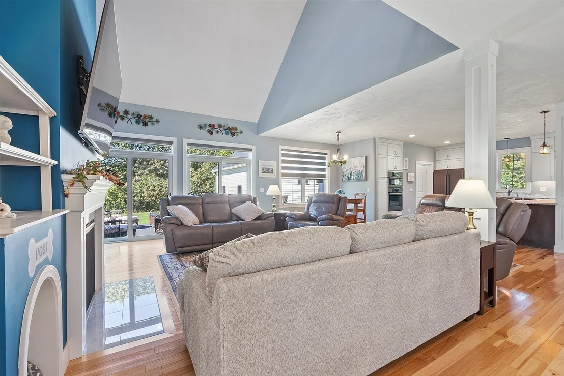 Photo of 637 Mason Rd