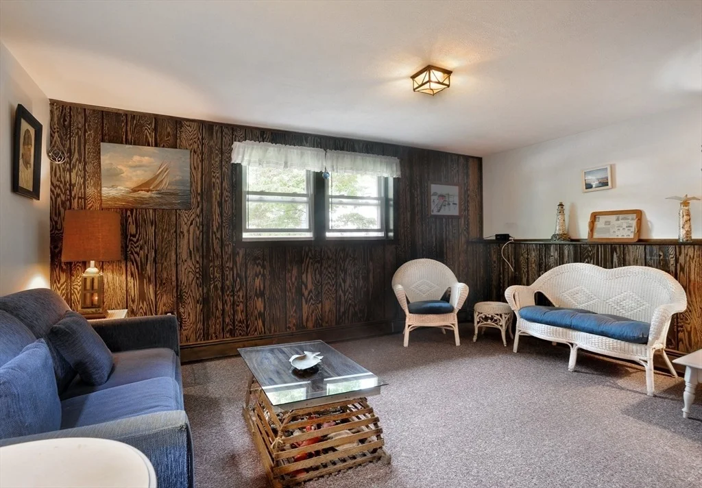Photo of 47 Daniel Dr