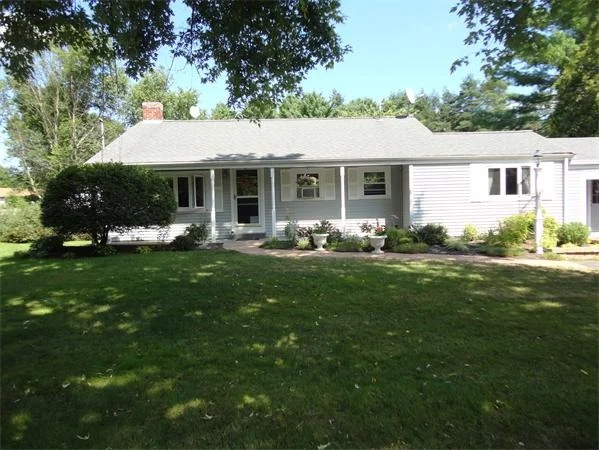 Photo of 146 Tecumseh Dr