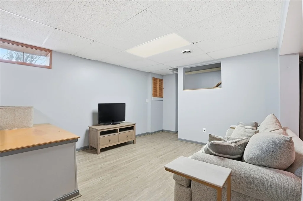 Photo of Unit 2 at 1 Robin Circle