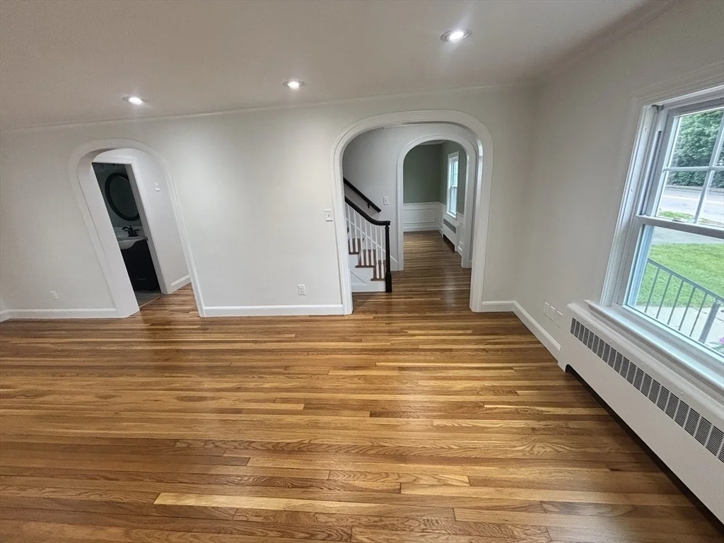 Photo of 251 May St