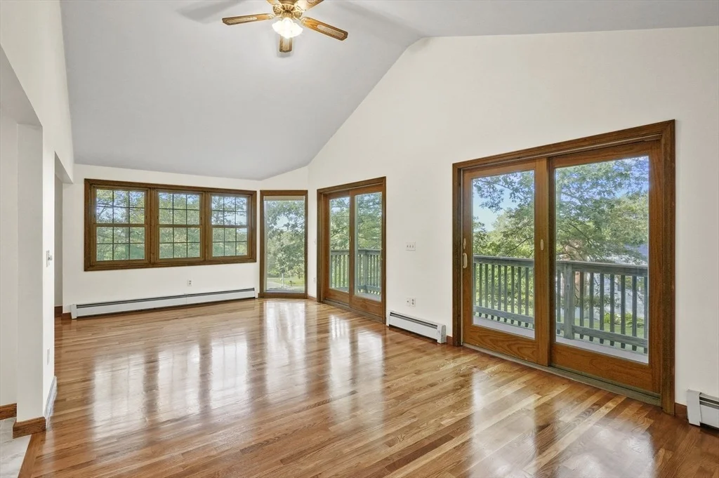 Photo of 14 Longview Avenue