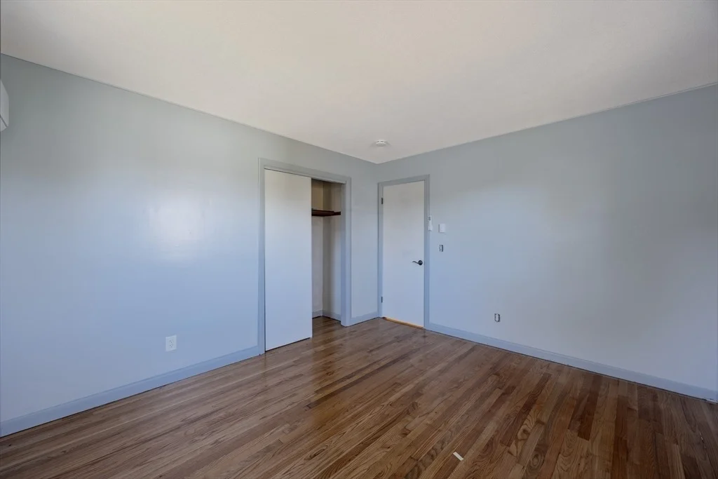 Photo of 8 Ridgeview Drive