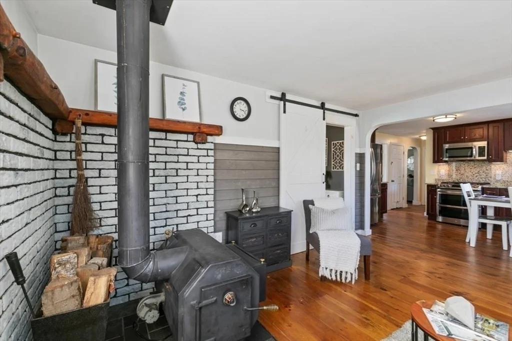 Photo of 51 Superior Ave