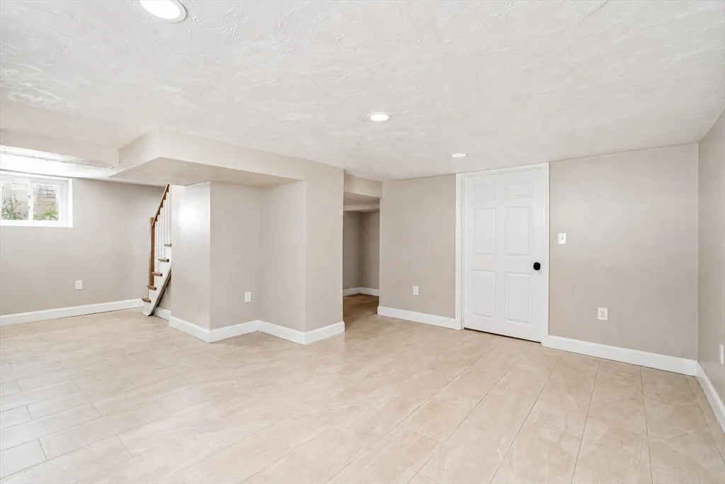 Photo of 40 Nonquit St