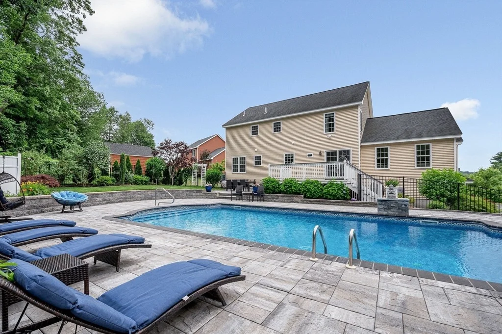 Photo of 61 Saddle Rd