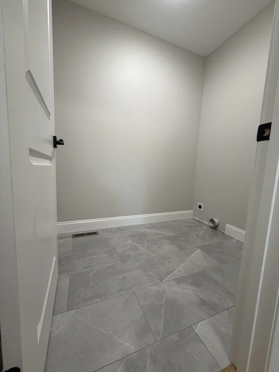 Photo of 8 Emerald Avenue