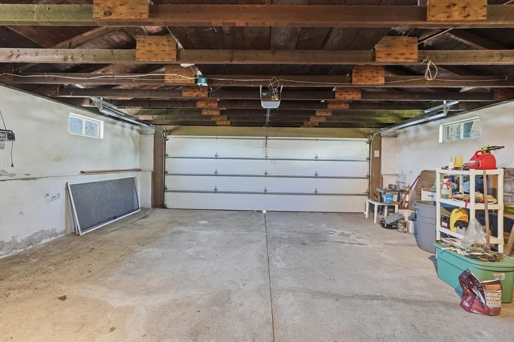 Photo of 43 Robin Rd