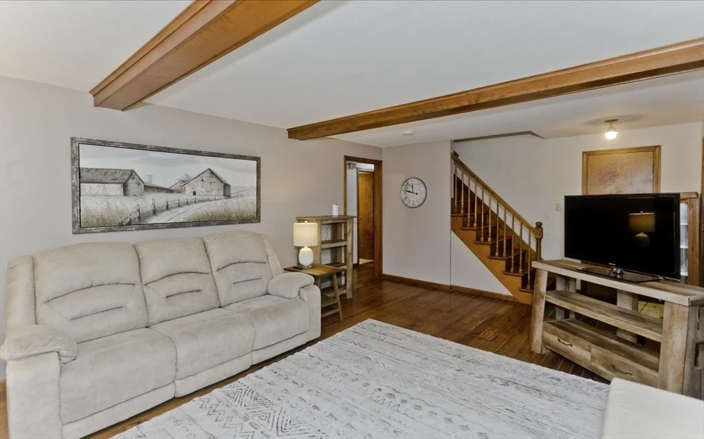 Photo of 4 Caroline Cir