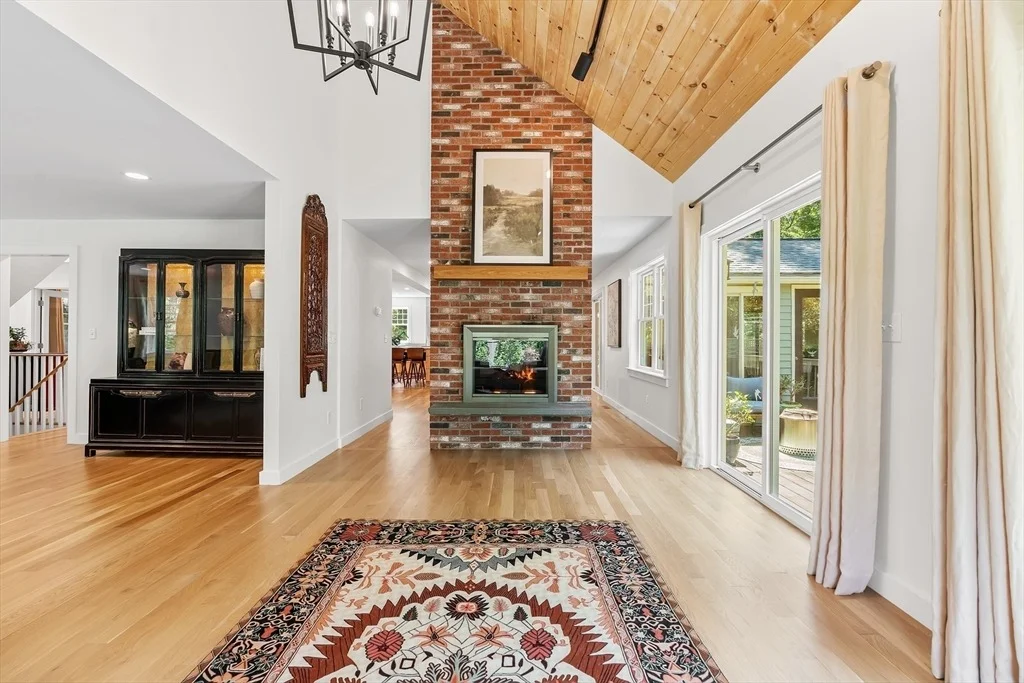 Photo of 334 Farm Road