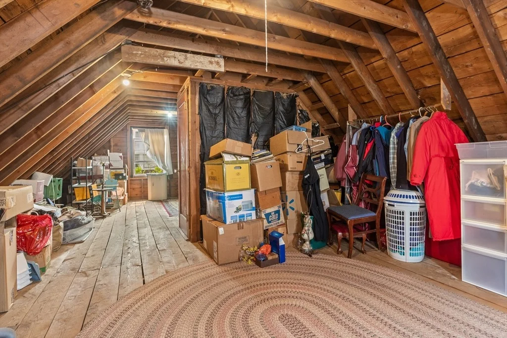 Photo of 9 Maple Avenue