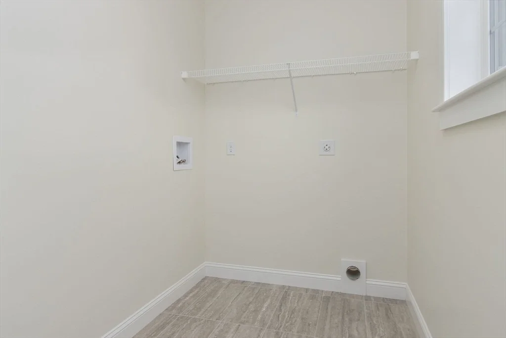Photo of 76 Robin Hill Rd