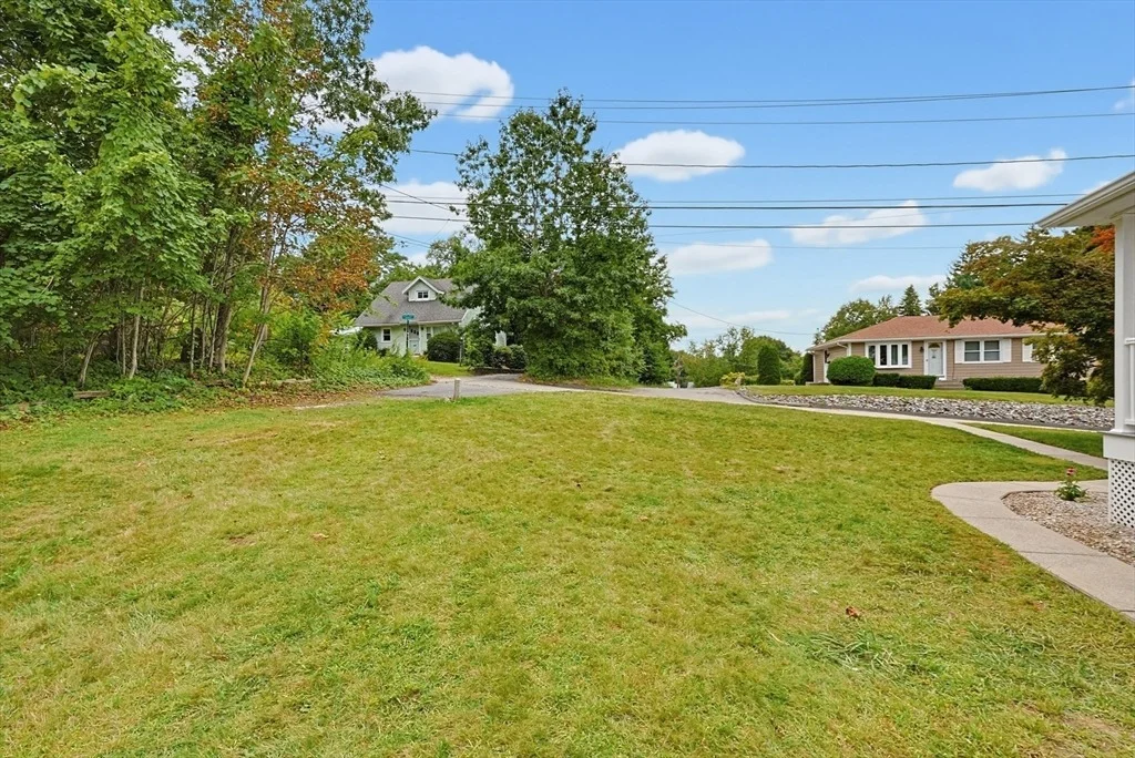 Photo of 30 Barrett Ave