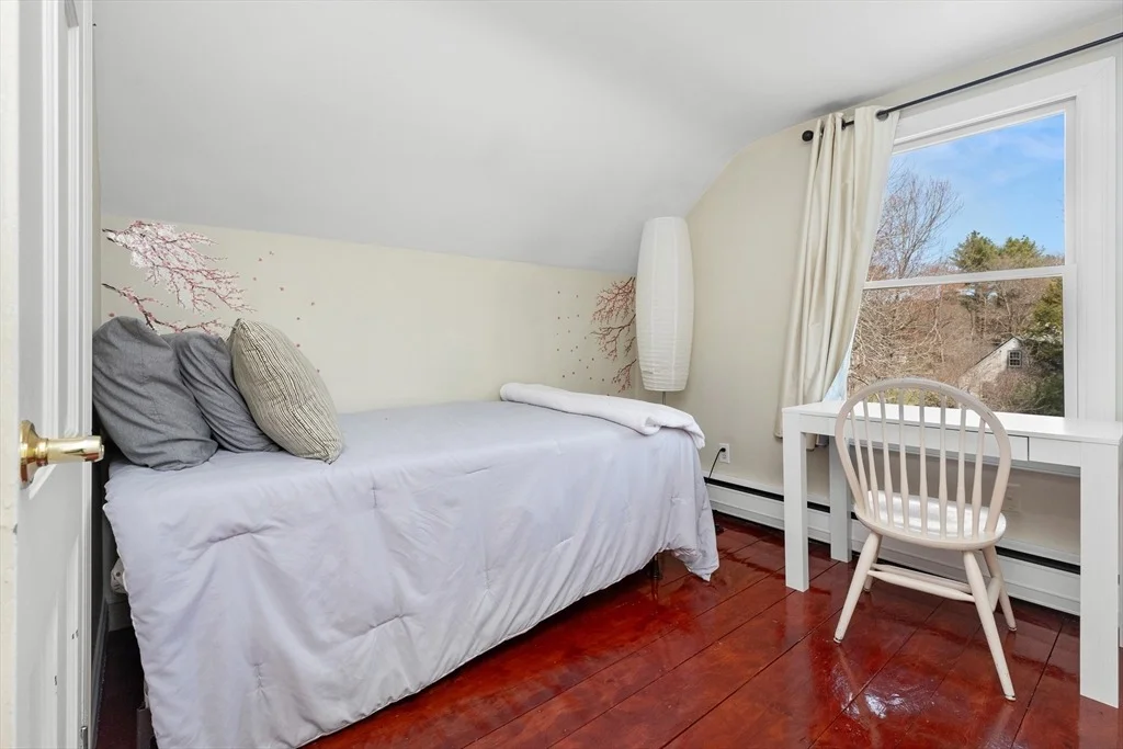 Photo of 15 Rowley Rd