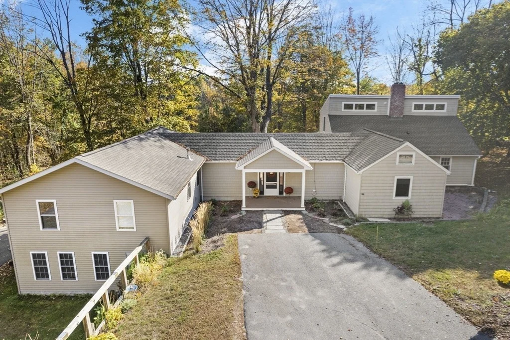 Photo of 199 Tuckerman