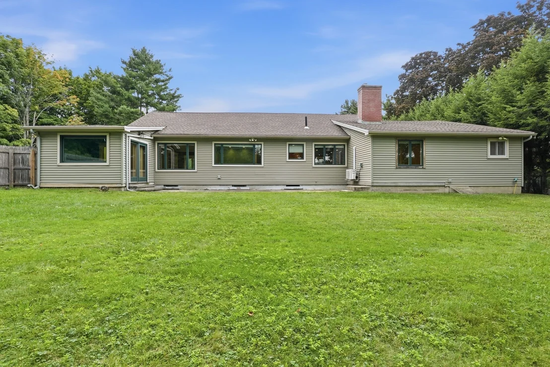 Photo of 36 Crescent Dr
