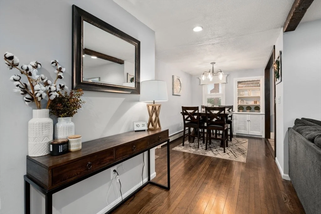 Photo of 12 Crescent Dr