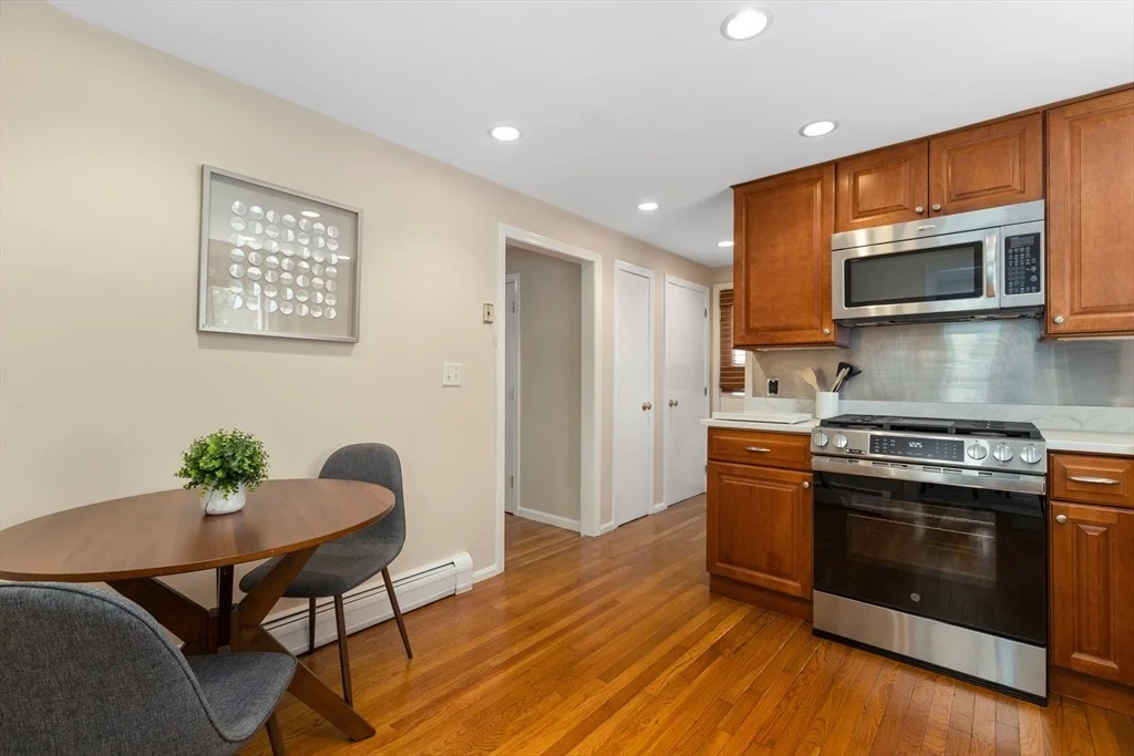Photo of 77 Forest St