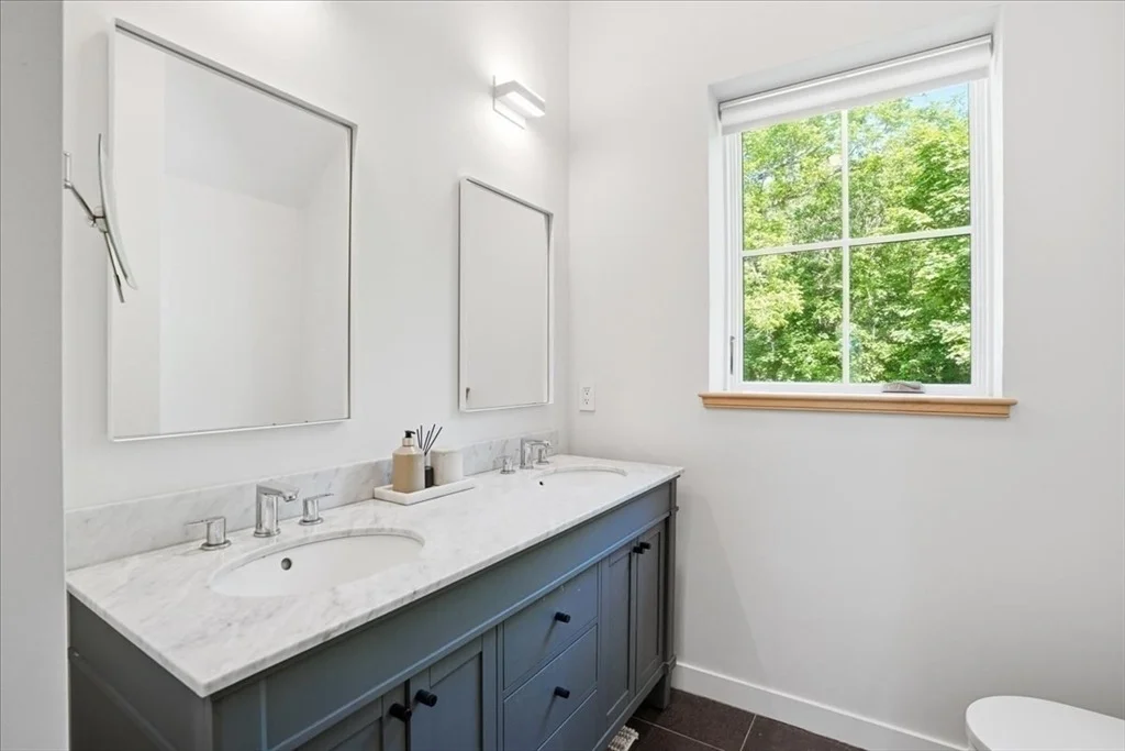 Photo of 108 Kilby St