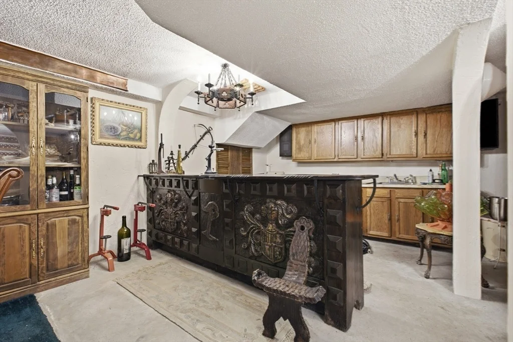 Photo of 2 Russell Road