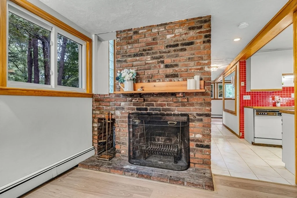 Photo of 19 Algonquin Rd