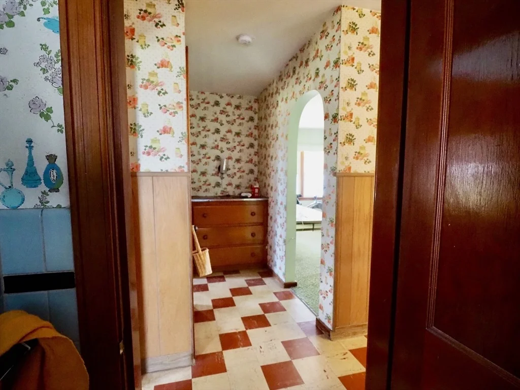 Photo of 52 Marguerite St.
