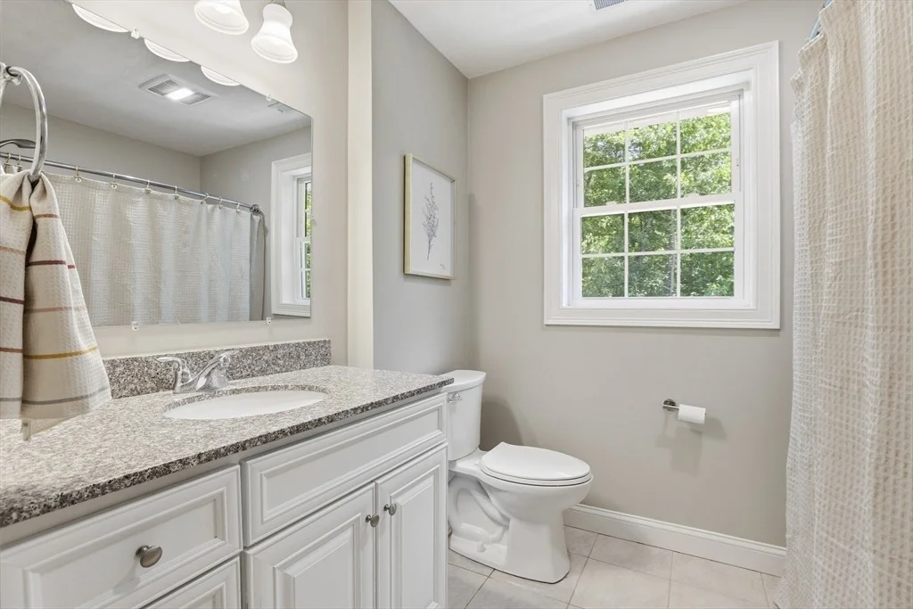 Photo of 37 Hemlock Dr