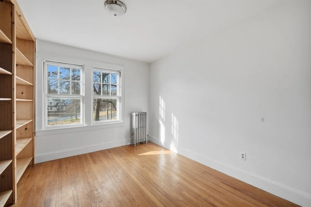 Photo of 785 Dickinson St
