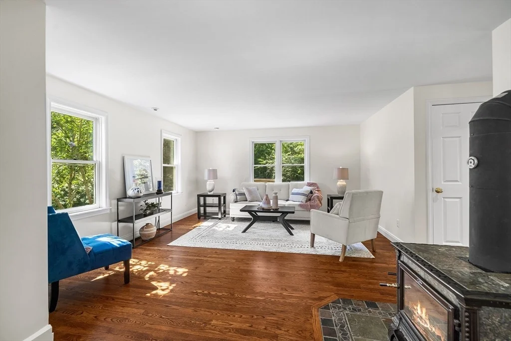 Photo of 2 Wheeler Rd