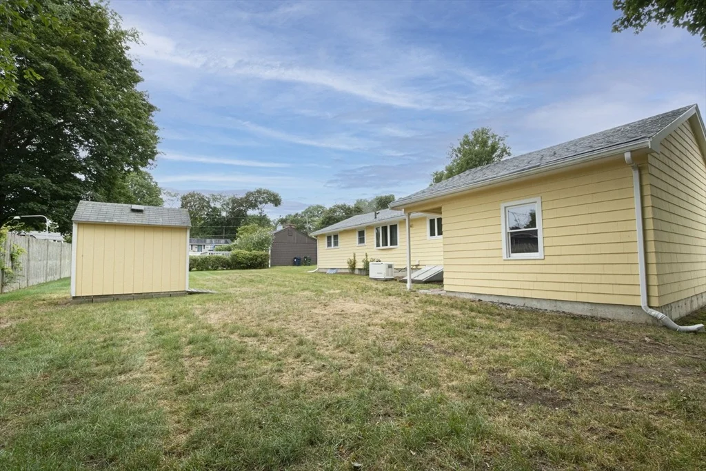 Photo of 463 Farm Rd