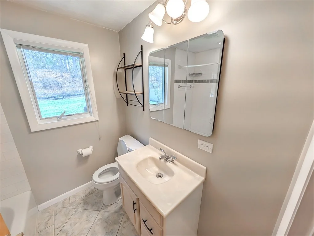 Photo of 14 Myrna Rd