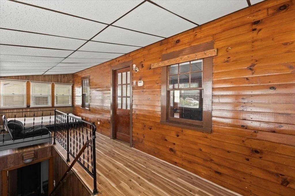 Photo of 37 Shore Ave