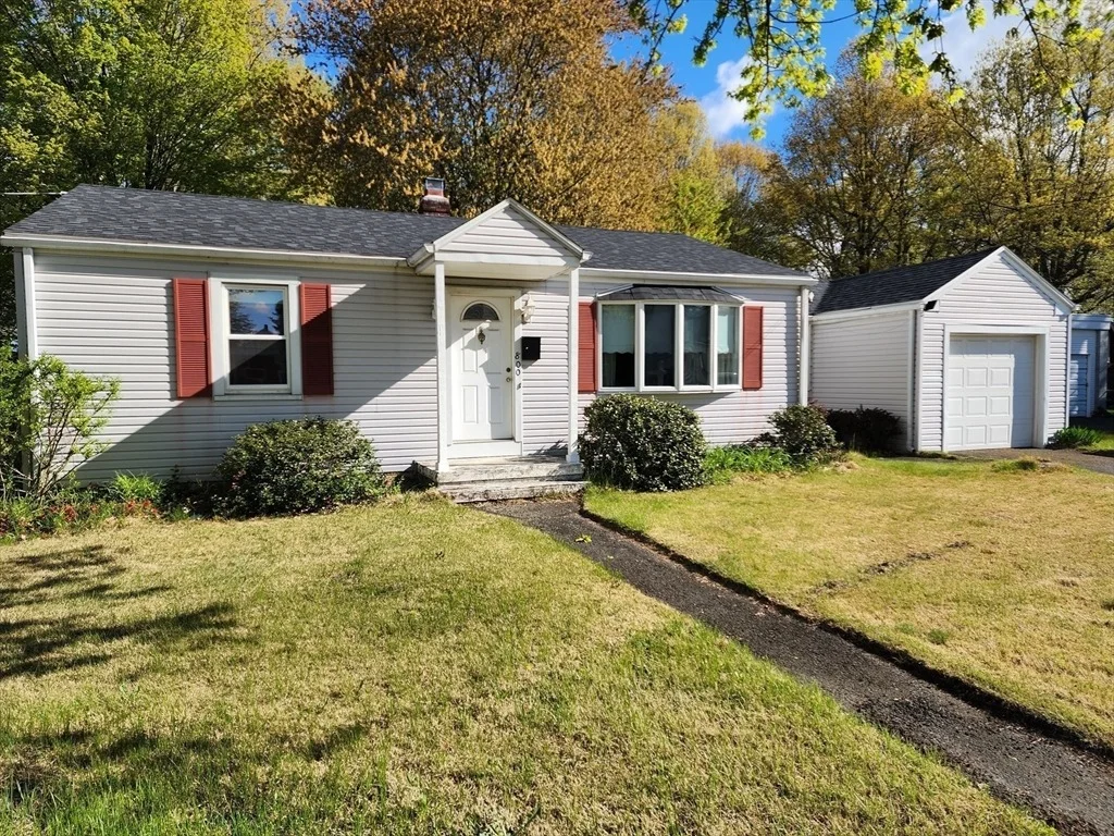 Photo of 800 Mckinstry Ave