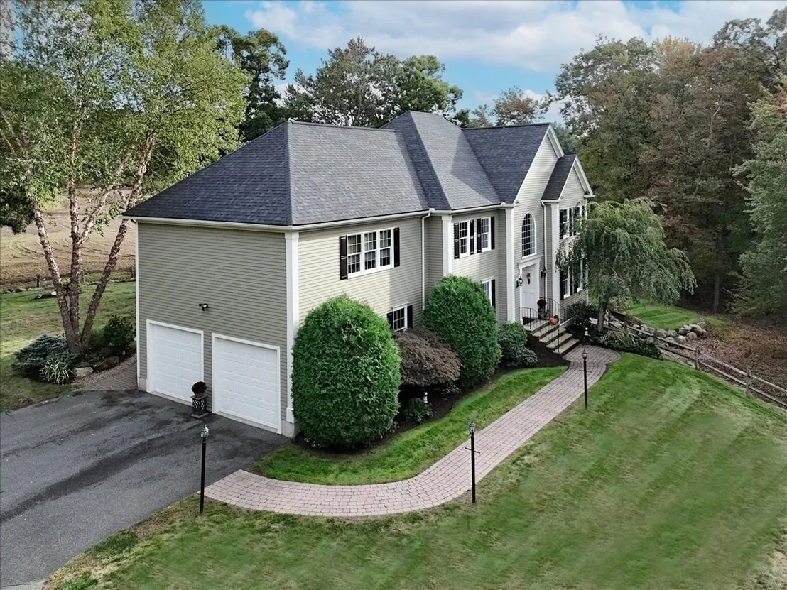 Photo of 5 Blais Farm Rd