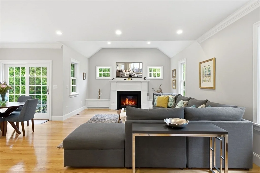 Photo of 7 Davis Rd