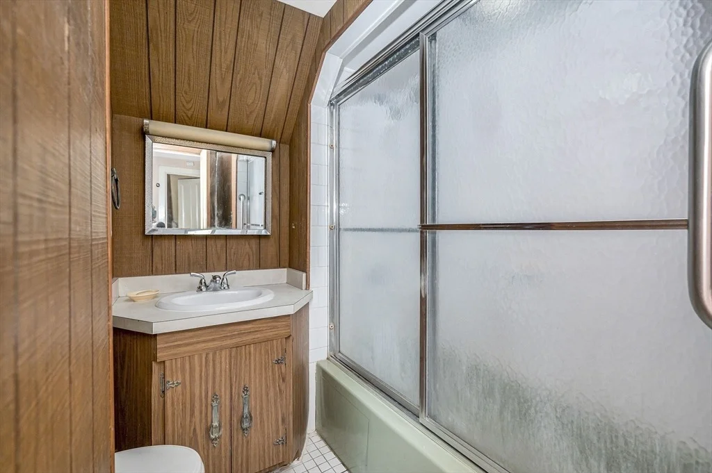 Photo of 82 Lincoln Ave