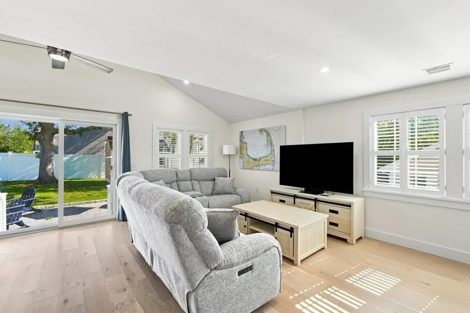 Photo of 33 Dexter Ave