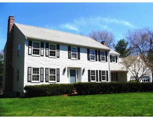 Photo of 7 Algonquin Avenue