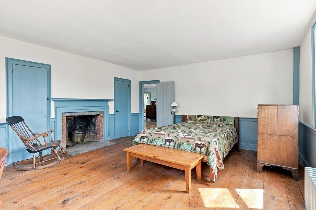 Photo of 180 Glendale Rd