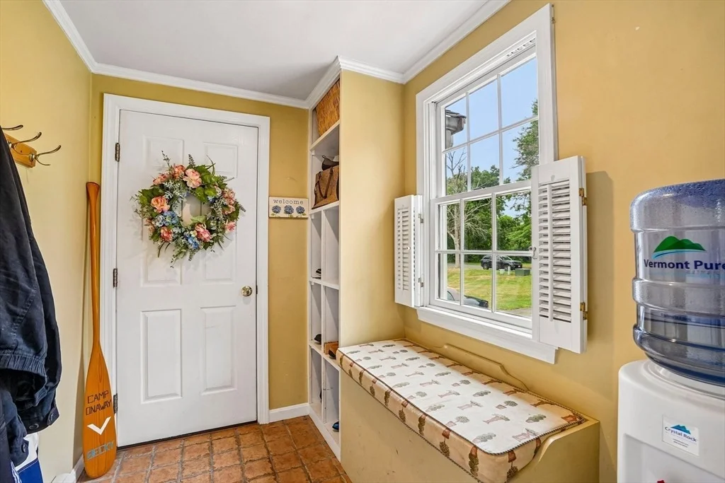 Photo of 2 Berkley Cir