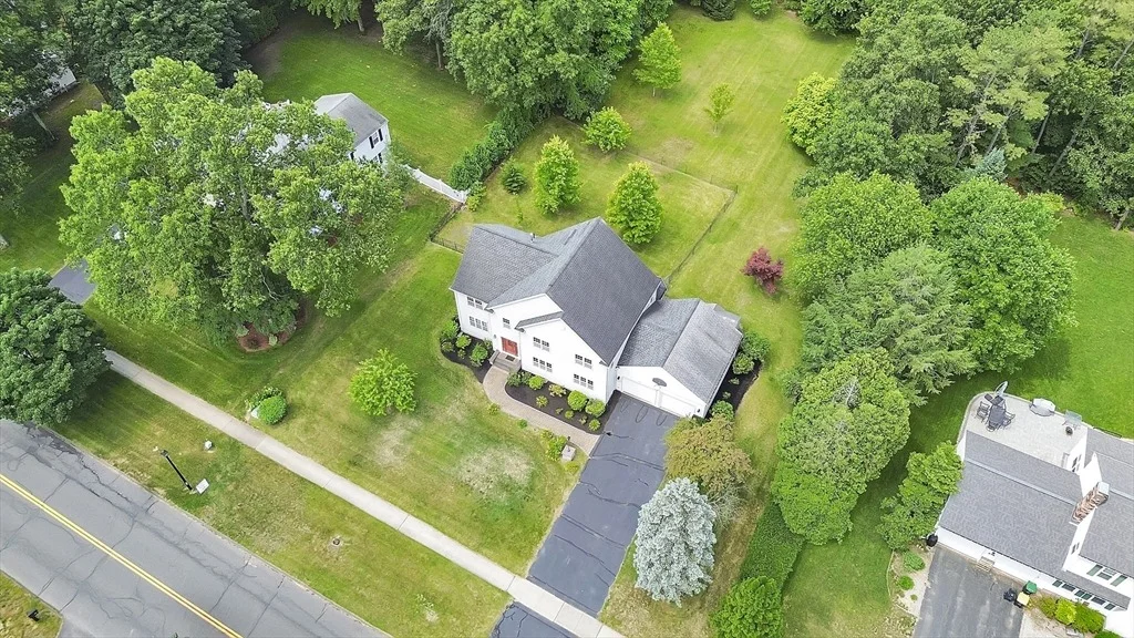 Photo of 990 Frank Smith Rd