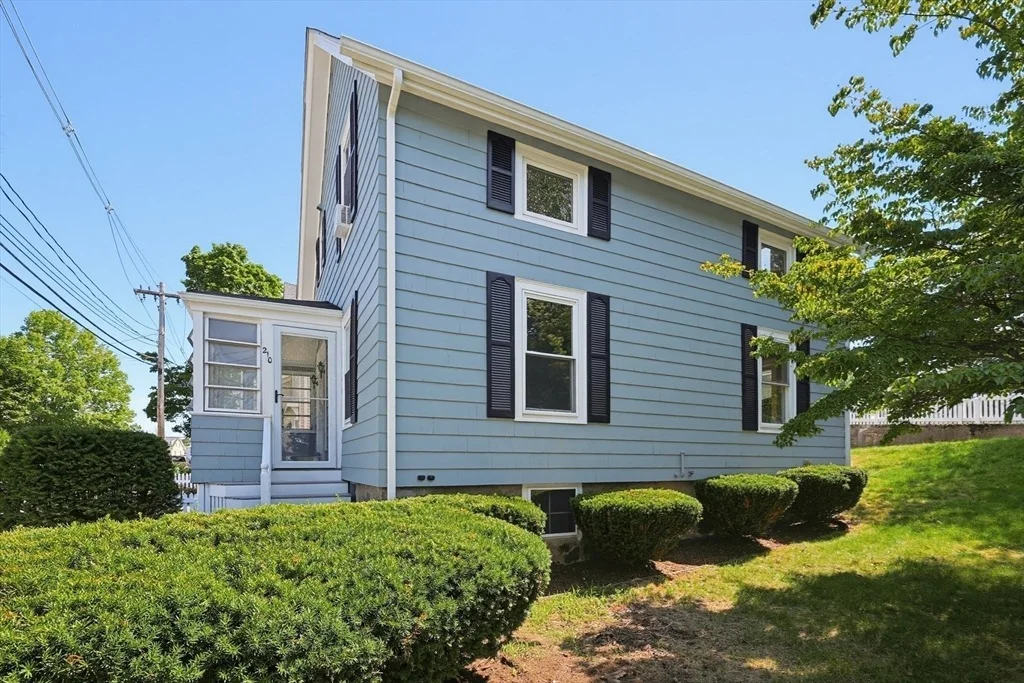 Photo of 210 Pleasant Street