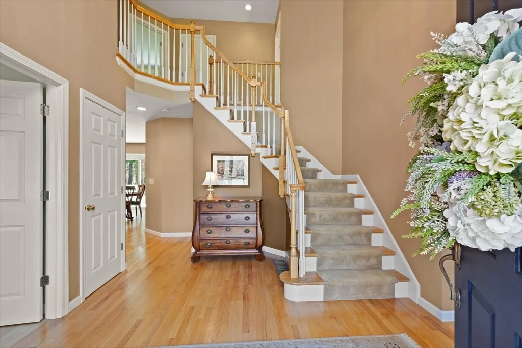 Photo of 20 Comstock Dr