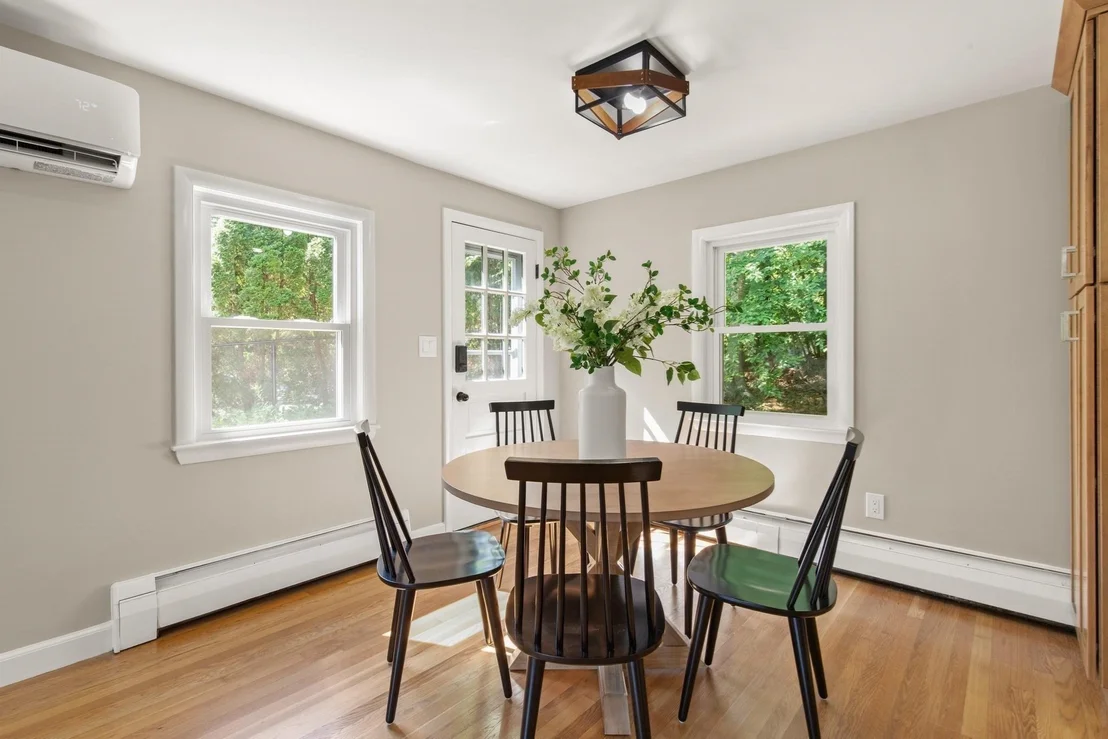 Photo of 62 Edgewood Rd