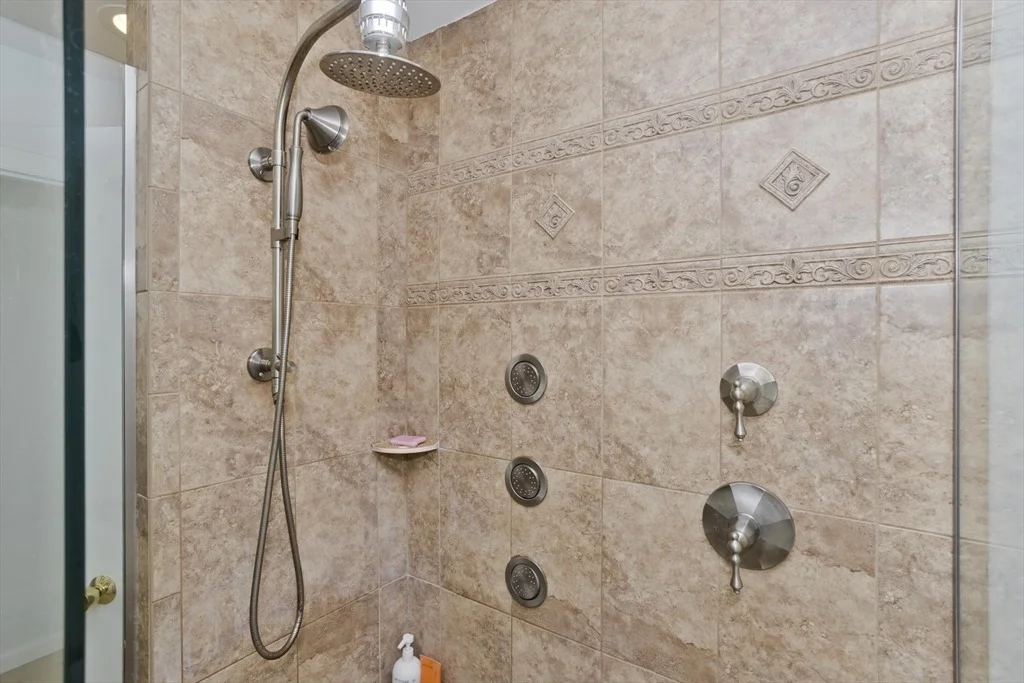 Photo of 271 Brookwood Drive