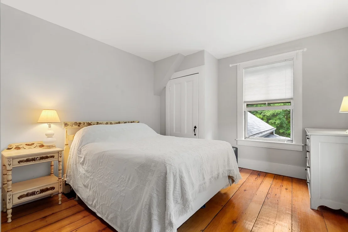 Photo of 360 Nahant Road